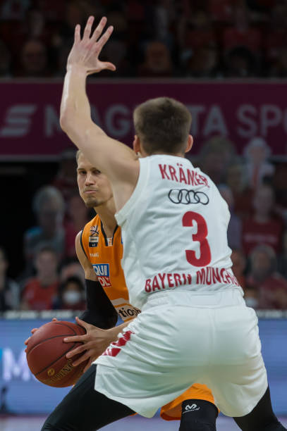 练应该是日 练应该是日