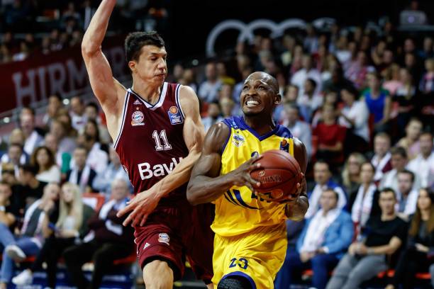 冷静的中场 冷静的中场