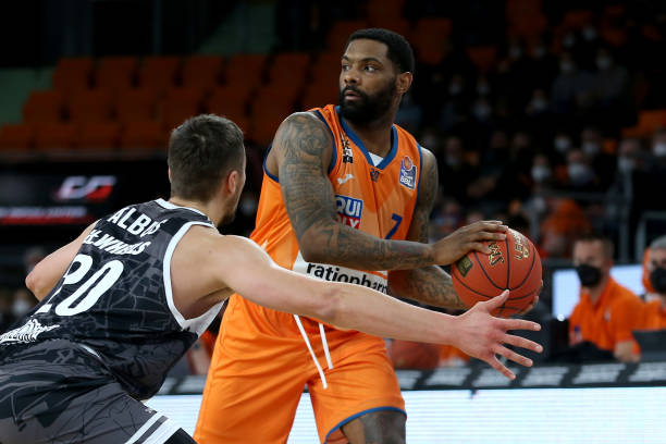 去三年表现 去三年表现