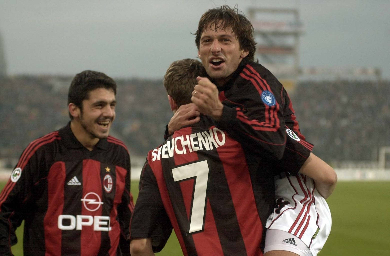 年轻球员优 年轻球员优