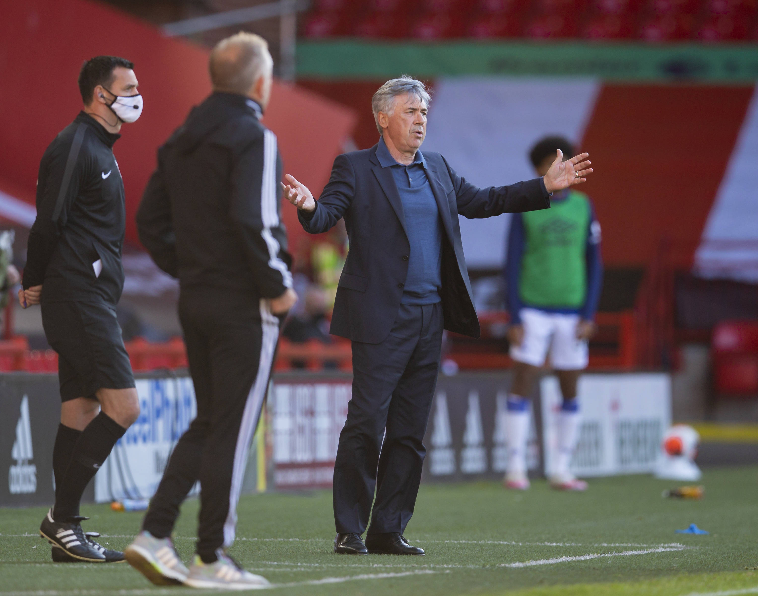 尽管两队均 尽管两队均