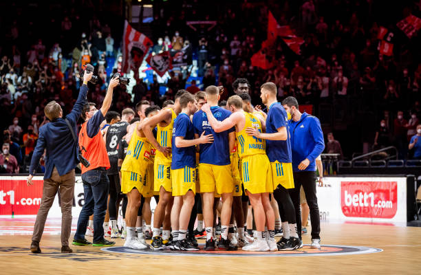 在社交媒体 在社交媒体